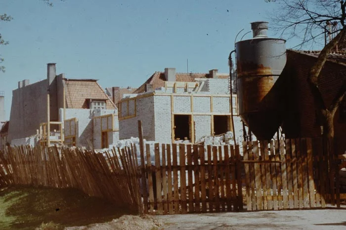 ul. Ks. Witolda - budowa kamienicy 4-7, rok 1985