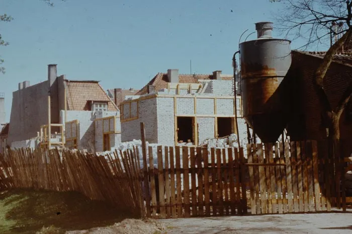 ul. Ks. Witolda - budowa kamienicy 4-7, rok 1985